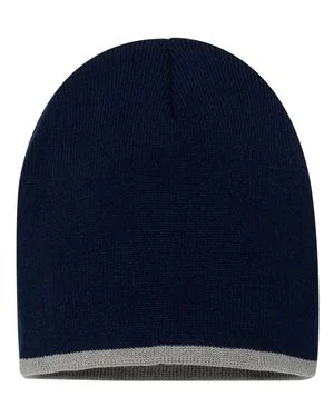 Bonnet en tricot à rayures dans le bas de 8 "