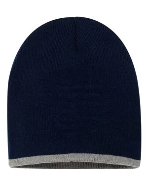 Bonnet en tricot à rayures dans le bas de 8 "
