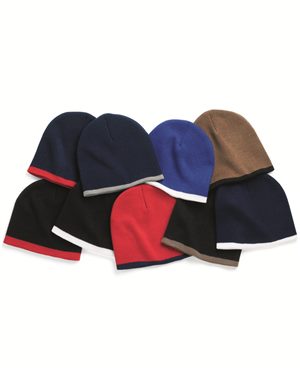 Bonnet en tricot à rayures dans le bas de 8 "